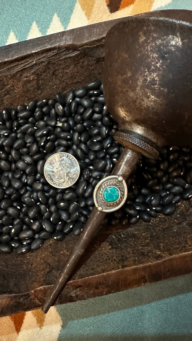 Vintage Single Stone Turquoise Ring