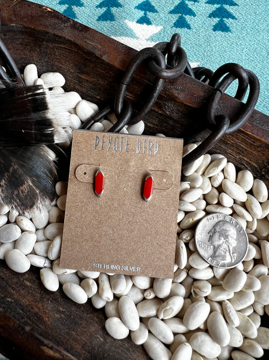 Oval Coral Inlay Stud Earring